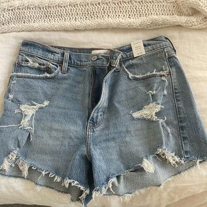 Abercrombie high rise mom shorts